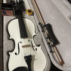 4/4 White Violin with New Bow, Digital Tuner, Shoulder Rest, Extra Strings $95 Firm