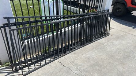 Free Fence Panels