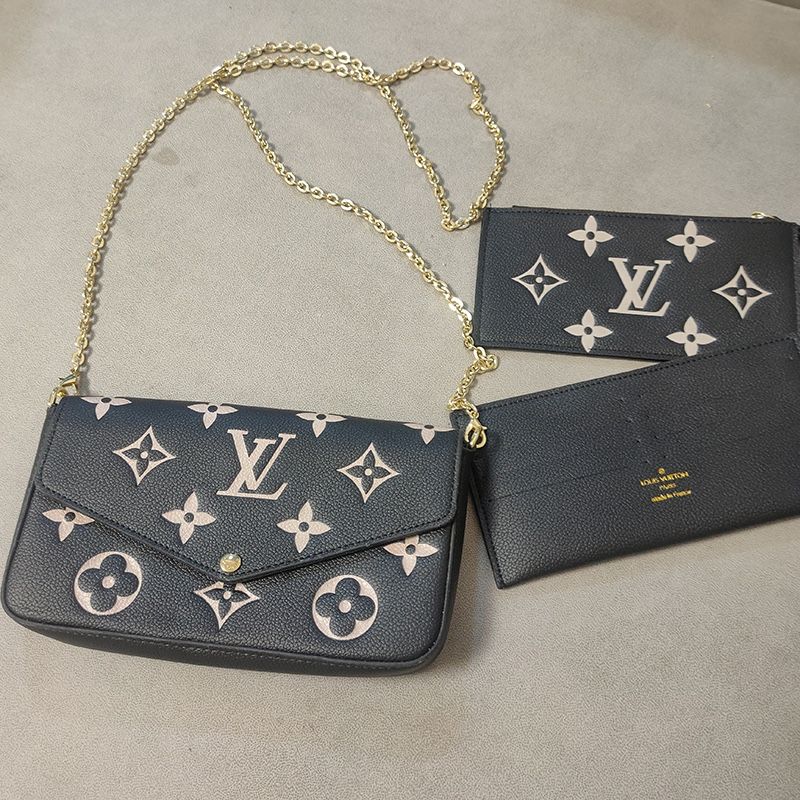  Felicie Pochette in Black 