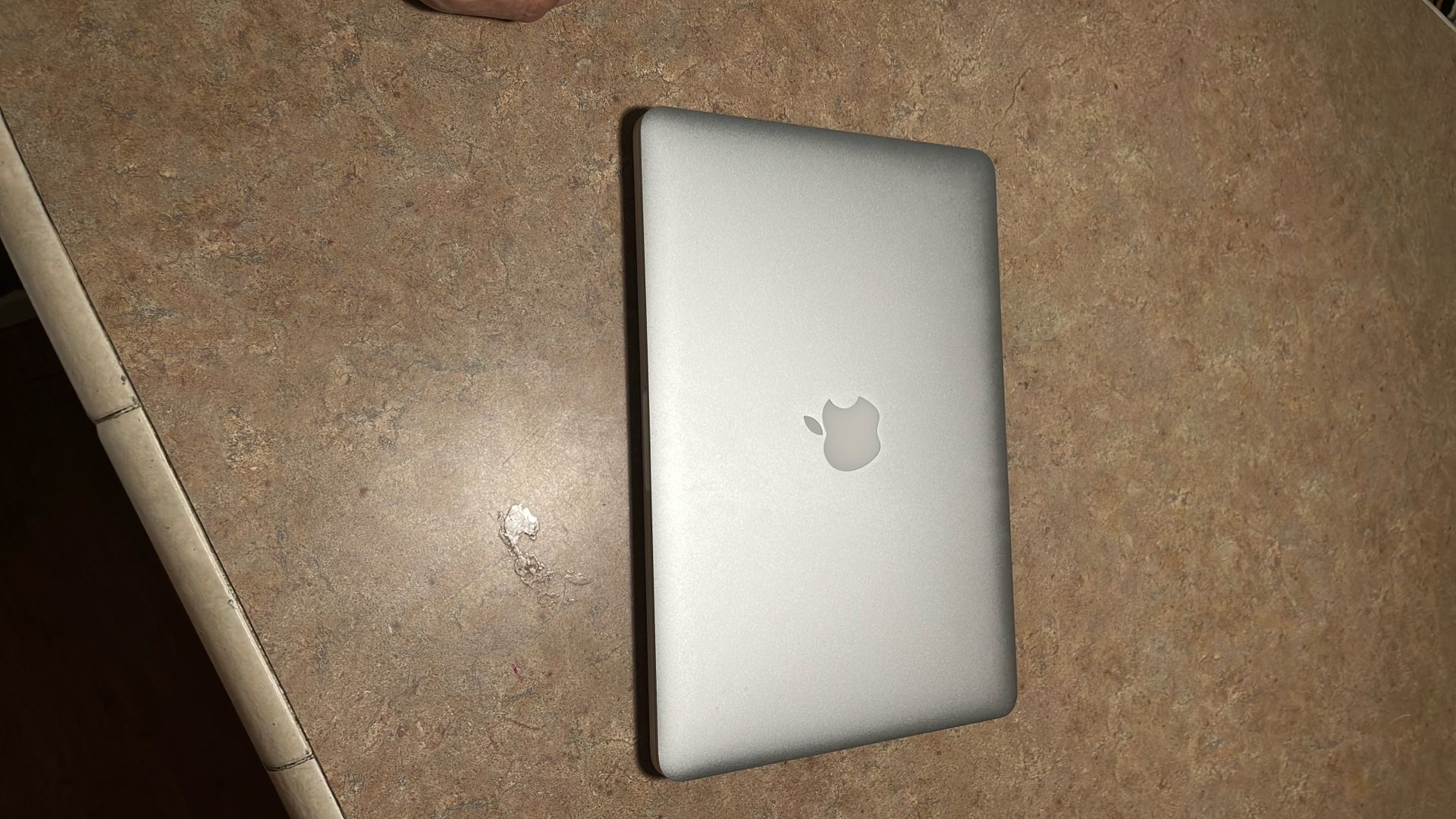 13” MacBook Pro
