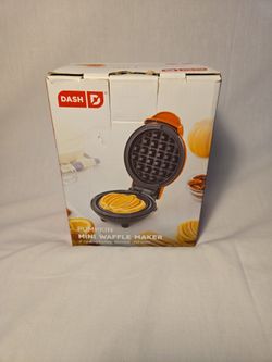 Dash DMWP001OR Mini Waffle Maker - Orange pumpkin Belgium waffle gift idea