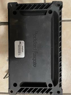 Rockford fosgate 4 channel amp