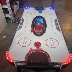 Air Hockey Table