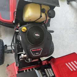 Troy Built Bronco 42” Ride On Mower 