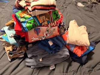 Huge lot toddler boys clothes 3t-5t
