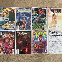 Comic books Marvel and DC all signed
