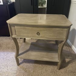 Modern  End table , Wood Design 