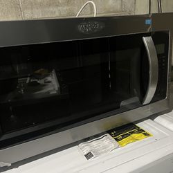 Comfee Microwave Oven for Sale in Seattle, WA - OfferUp