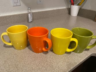 4 mugs