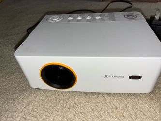 Vankyo projector