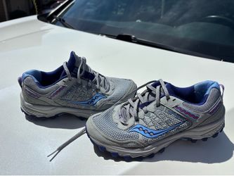 SAUCONY Excursion TR trail running shoes size 7 Women