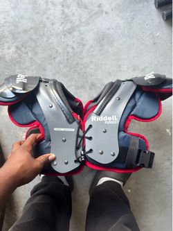 shoulder pads