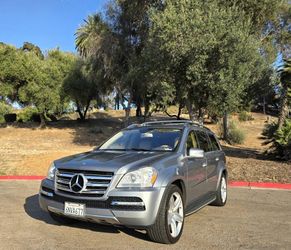 2011 Mercedes-Benz GL 550
