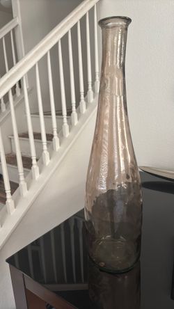 Glass vase