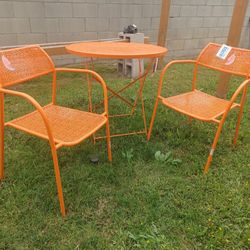 Bistro Folding Table w/ Two Chairs [ Orange ] 