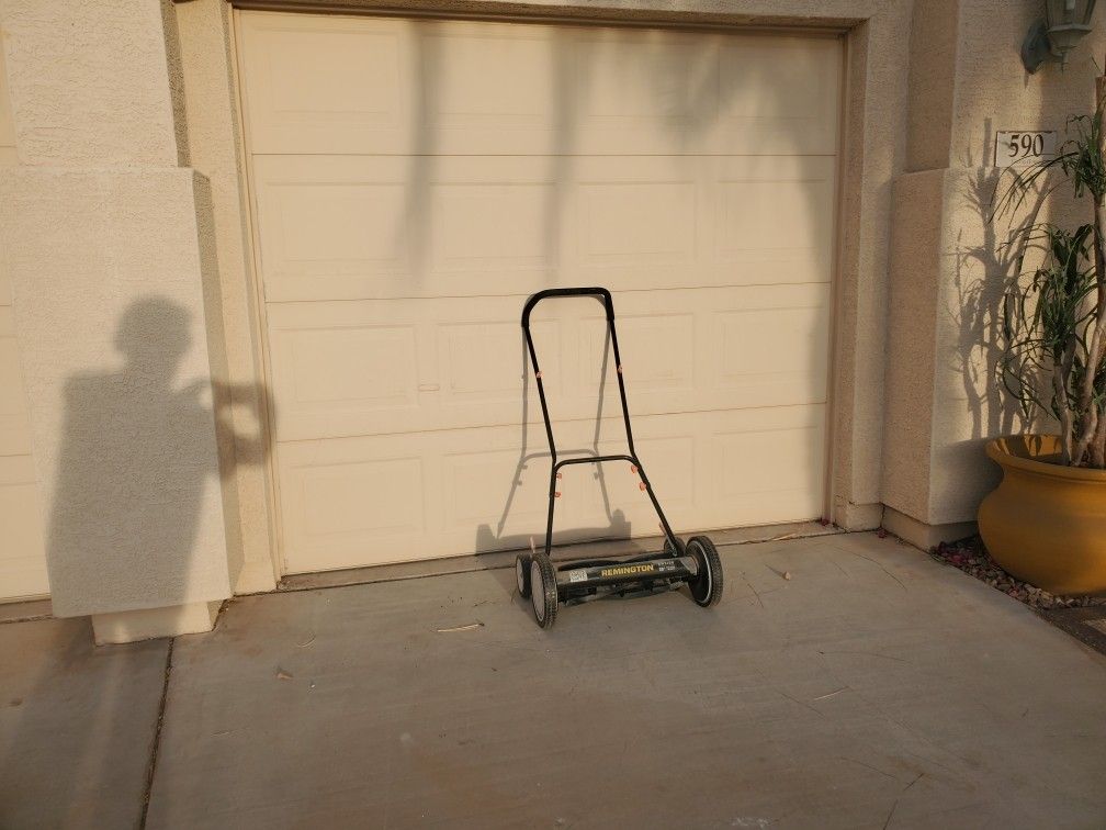 Lawn Mower Needs To Be Oiled But Otherwise Fine