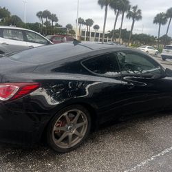 2014 Hyundai Genesis Coupe 2.0T 