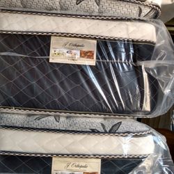 ☑️Mattress all sizes🛏️💤
🔵Pillow top🛏️
🔵Queen sizes $190
🔵Full sizes $ 170
🔵Twin sizes $120
🔵cal King $ 310
🔵E K $ 320
🚚Delivery available$2