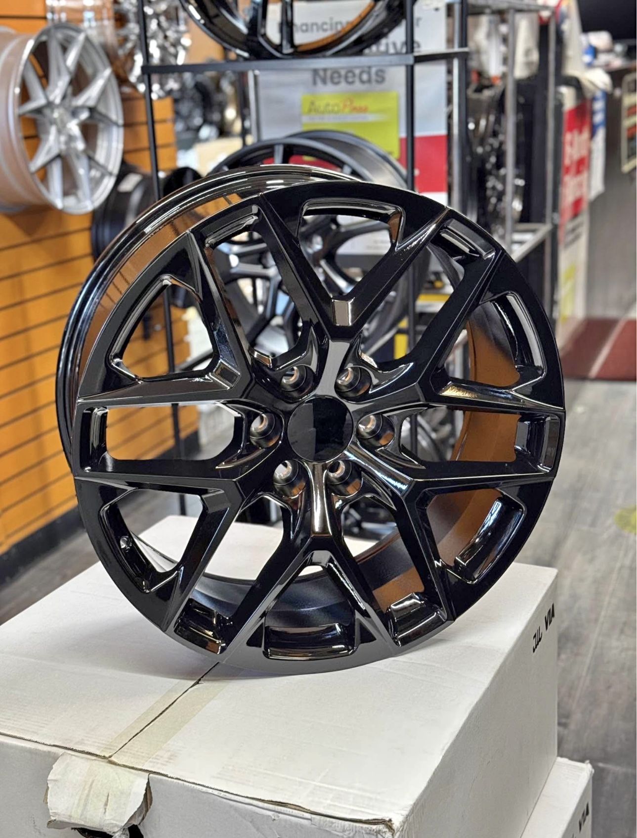 New Snowflake 22x9 6x139.7 Rims Tires Tahoe Suburban Sierra Silverado Escalade