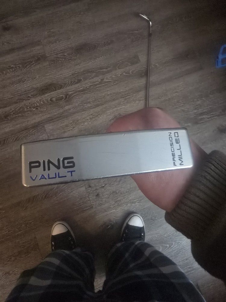 Ping Putter VAULT VOSS Silver Dot Color Red 