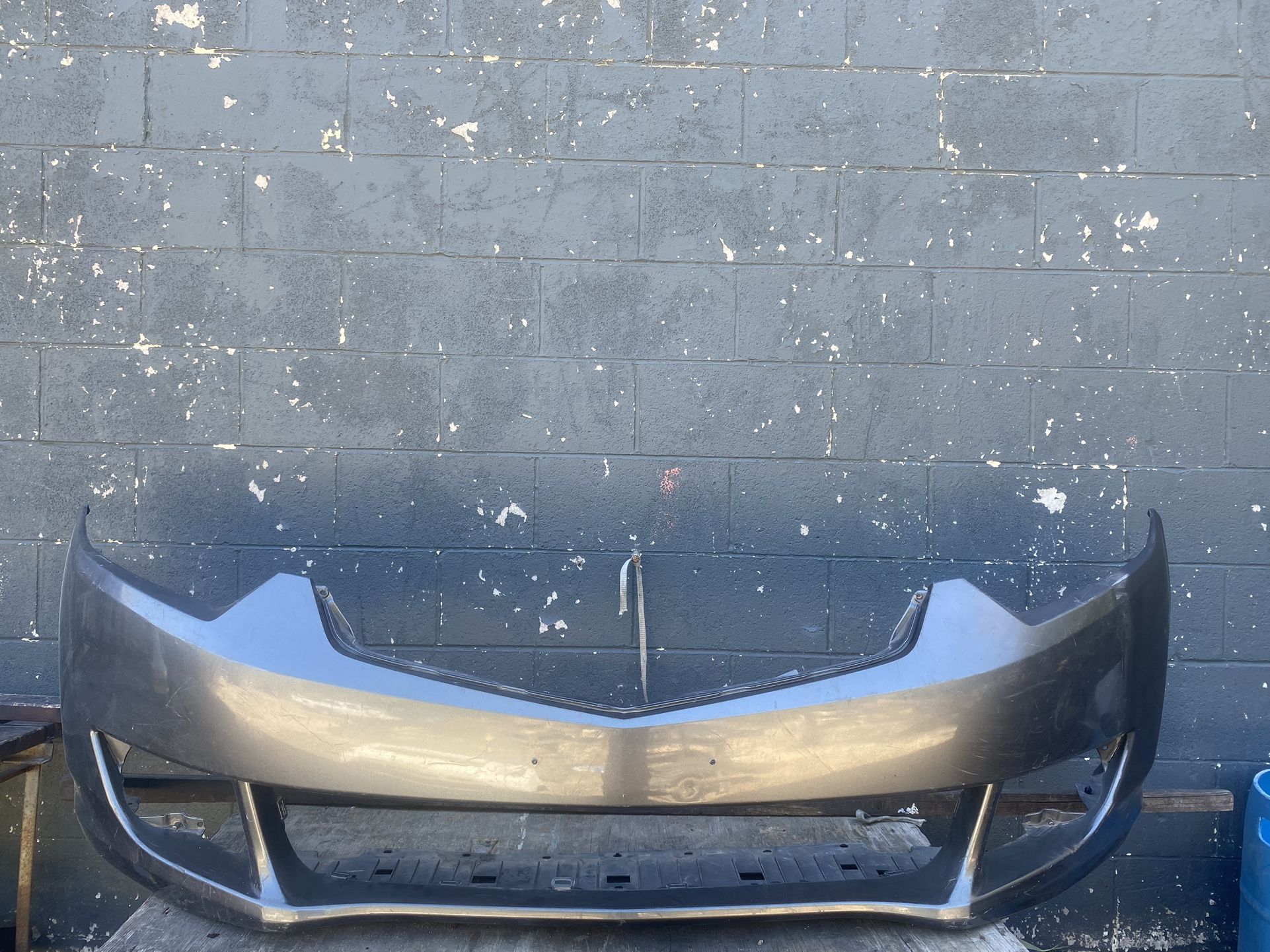2009-2010 acura tsx front bumper