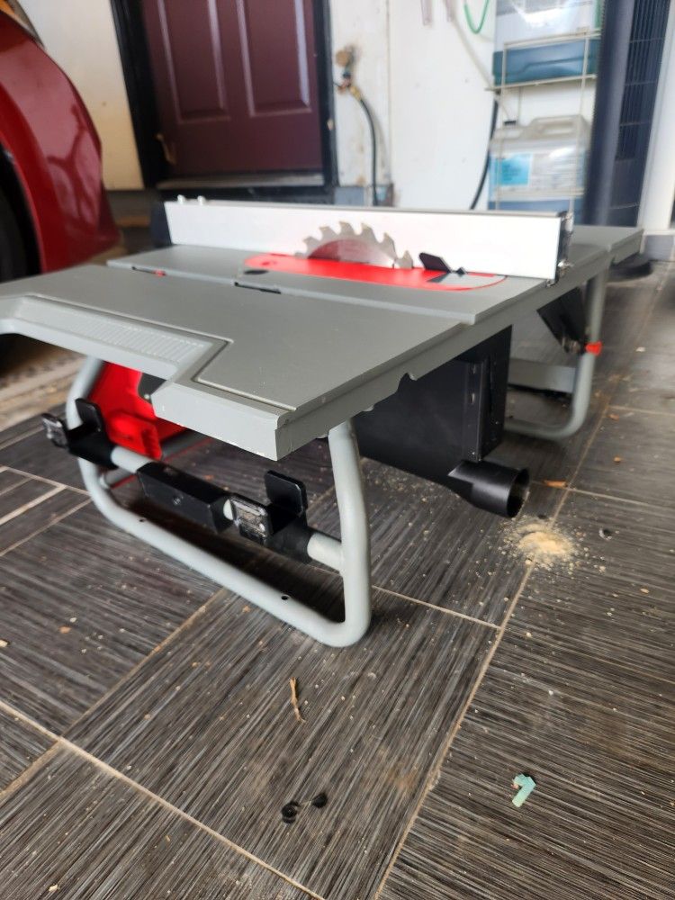 Craftsman 10 in Table Saw