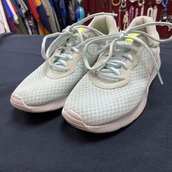 Nike Womens Running Shoes 