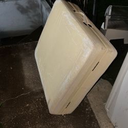 Masters Massage Table 