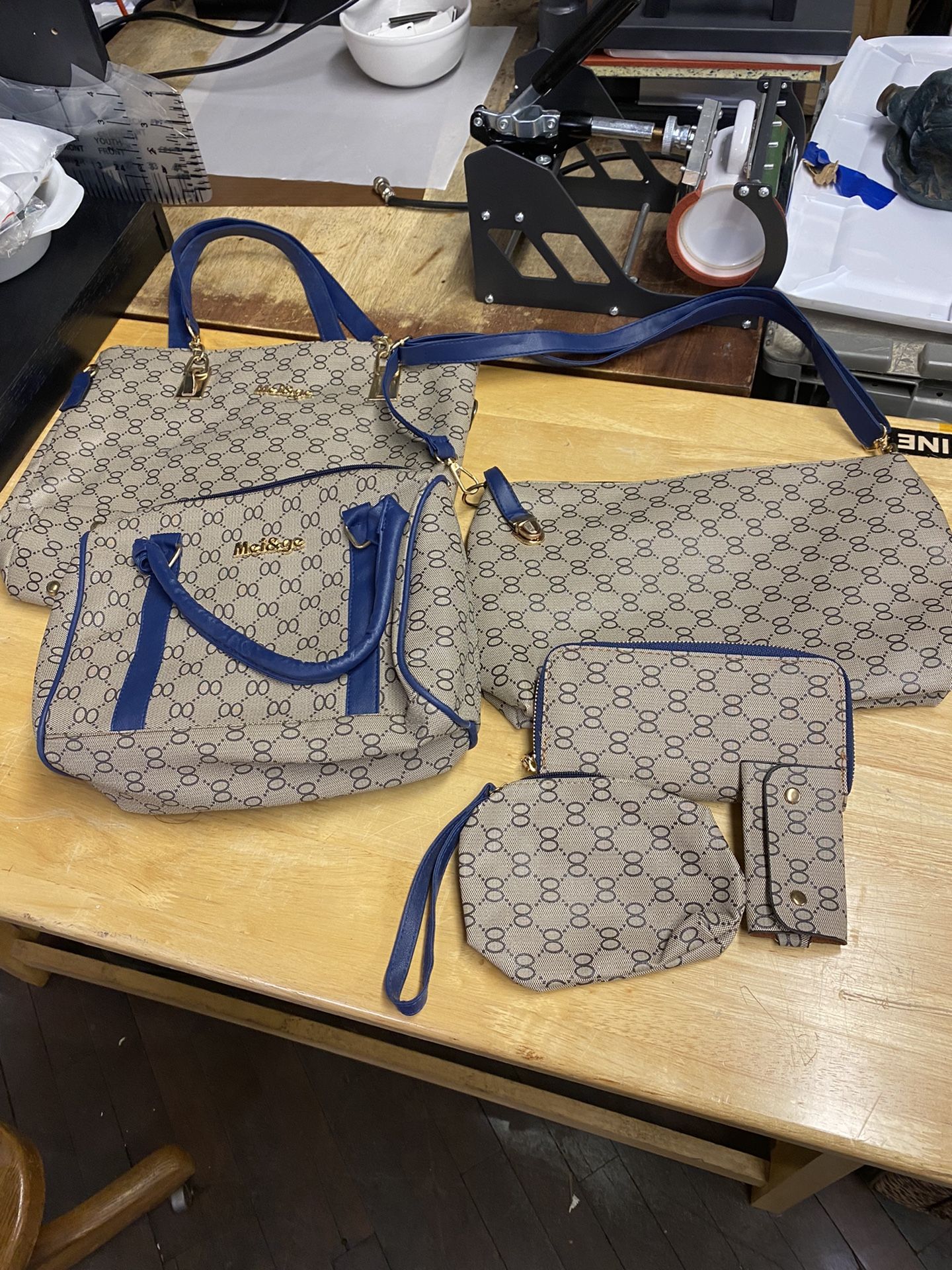 Blue And Gray 6 Pieces Purse