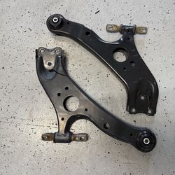 2011-2020 Toyota Sienna Front Lower Control Arms