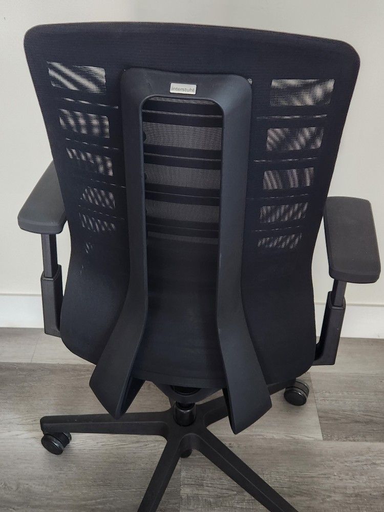 Black Office Chair