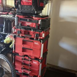 BRANDNEW LET ME KNOW WHAT ITEM YOU INTERESTED DIFFERENT PRICES 