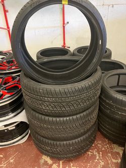 Set of 4 Delinte DesertStorm DS8 almost brand-new tires in 275/30/24