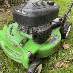 Commercial Grade Lawn Boy With Self Propelling