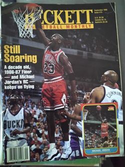 Lot of Michael Jordan various items. Rare