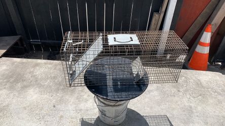 Animal trapper cage