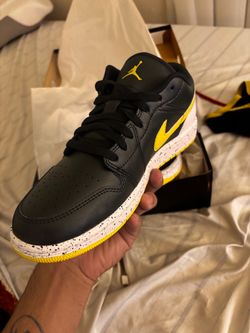 Air Jordan 1 Low Black Yellow Sneakers