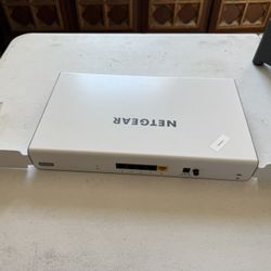 Netgear BR200-100NAS VPN Insight Managed Router