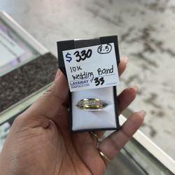 Wedding band size 8.5