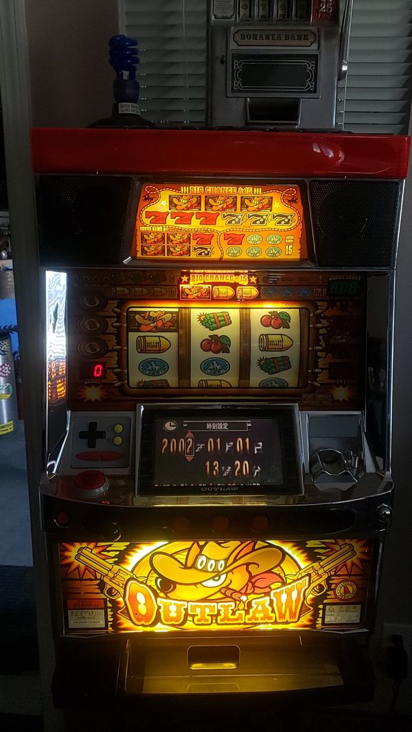 Outlaw Slot Machine