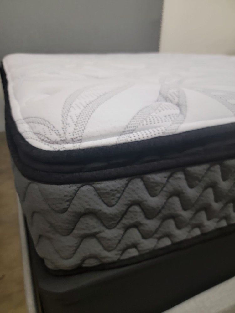 New Plush Mattresses