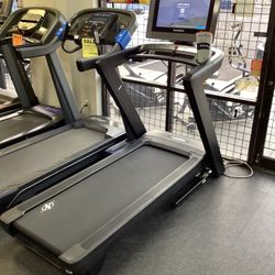 2023 NordicTrack Commercial 2450 Treadmill Like New Includes Warranty