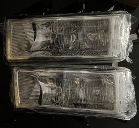 LA Zona Auto Parts 2 Piece 2004 to 2012 Chevy Colorado GMC Canyon Isuzu headlights Luces Micas Calaveras Faros Focos Luz Light