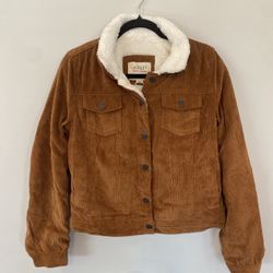 New with tags Juniors Corduroy/Sherpa Jacket $20