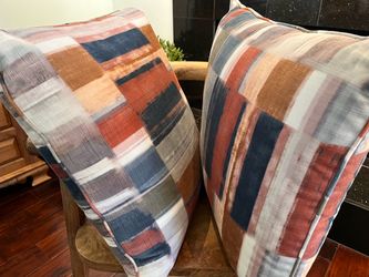 Free! Cindy Crawford couch pillows