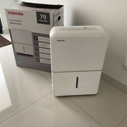 Toshiba Dehumidifier 