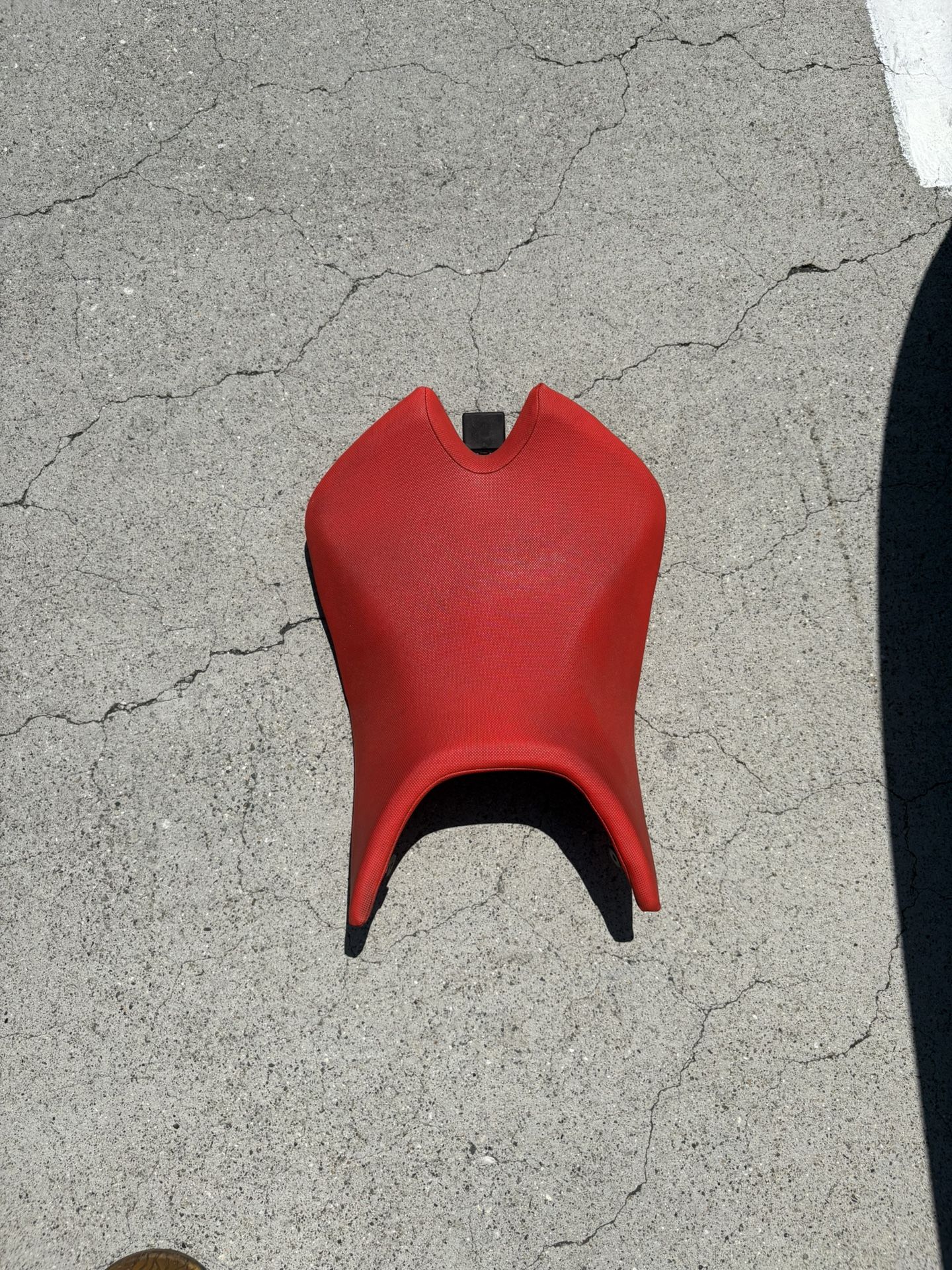 RS660 Red Seat