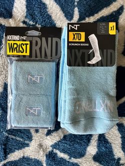 NXTRND Scrunch socks and wrist bands