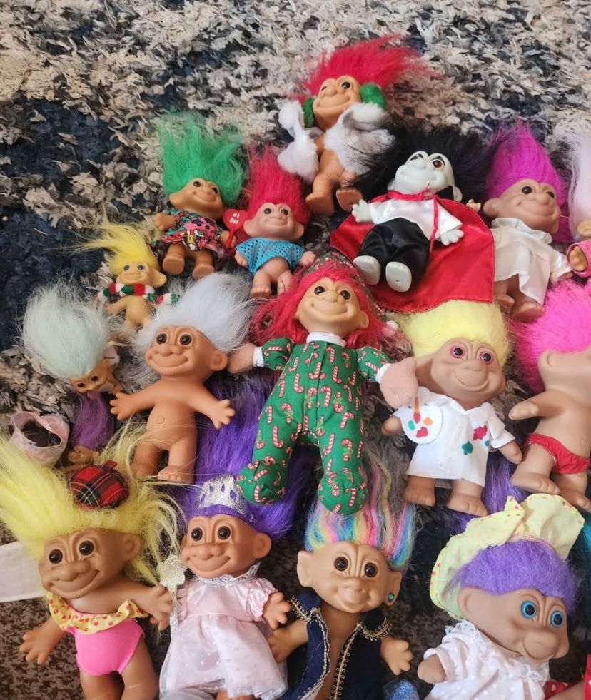 23 Vintage Trolls Dolls