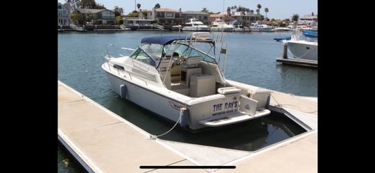 Boston Whaler 31 Foot Cummins Turbo Diesel